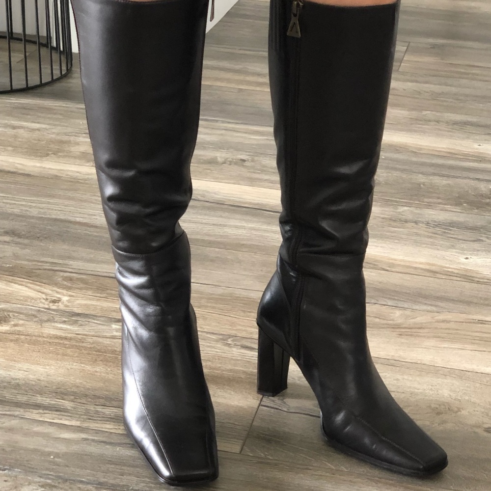 pre owned but I may have use them once size 8
